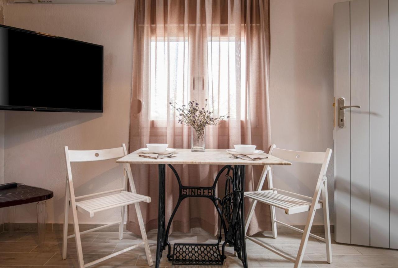 Agrikia Tis Vasilikis Apartamento Ormilia Exterior foto