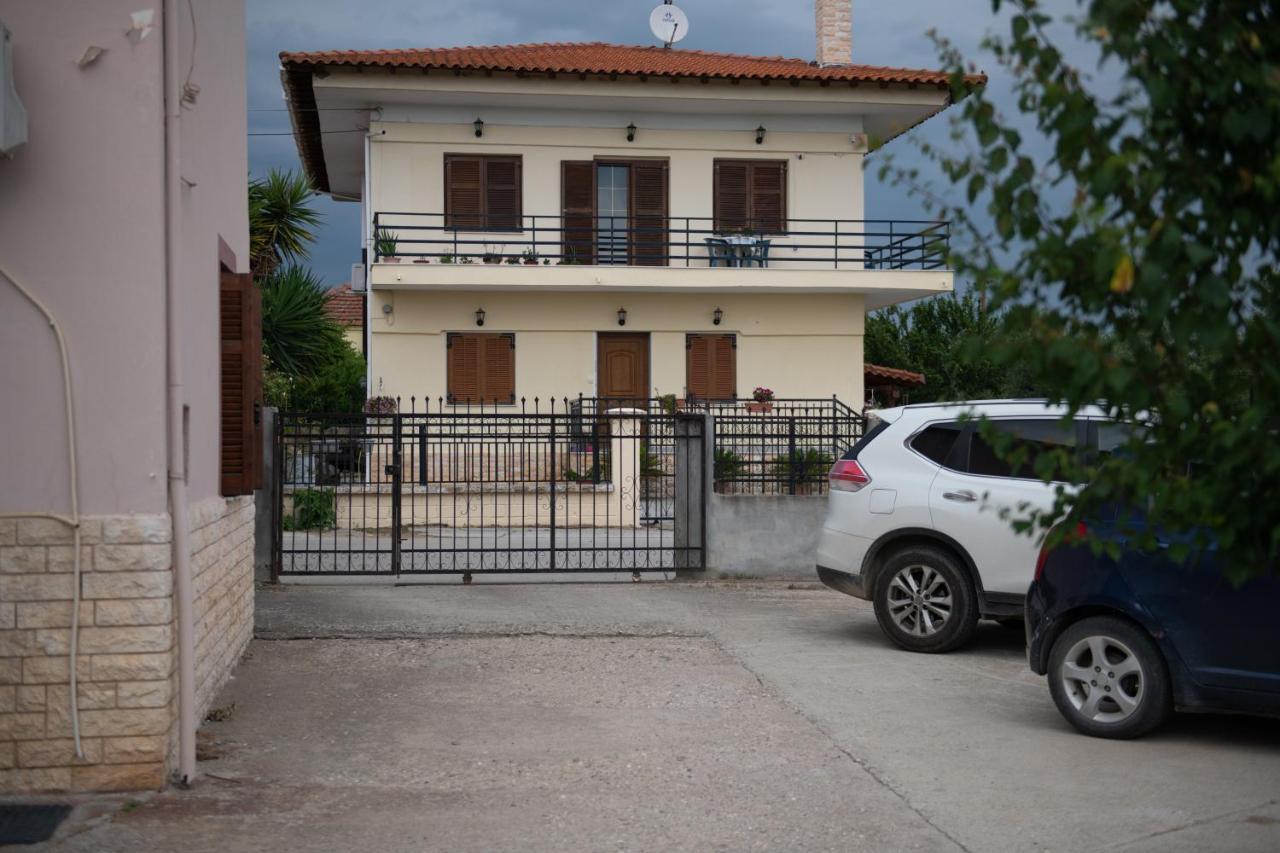 Agrikia Tis Vasilikis Apartamento Ormilia Exterior foto